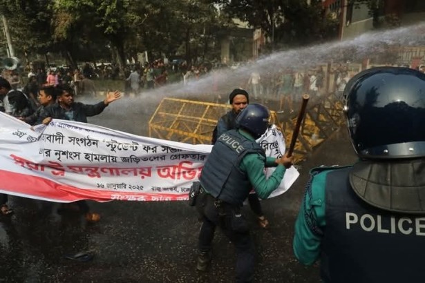 জুলাই-অভ্যুত্থান ও ‘নতুন বাংলাদেশ’ আসলেই কি নতুন, নাকি শুধু বোতল বদল?